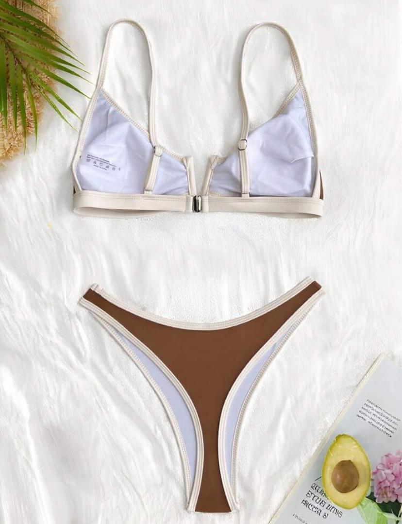 Traje de Baño Minimalista - dorso