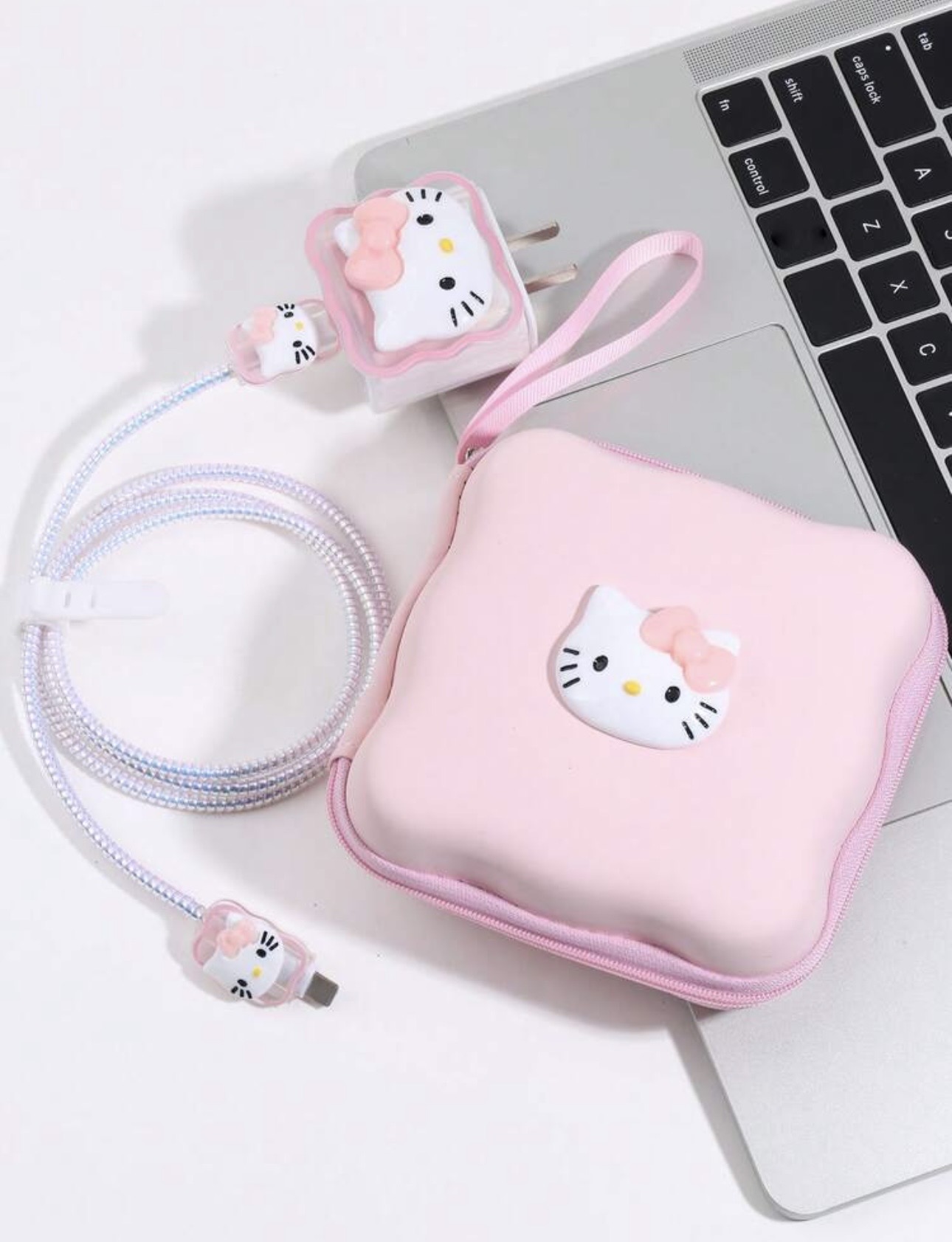 Porta cargador de Hello Kitty
